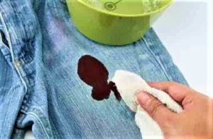 Как убрать пятна засохшей крови